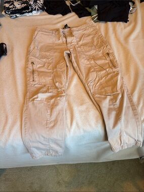 Women's Cargo Pants in Light Khaki